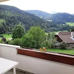 Mozartweg *